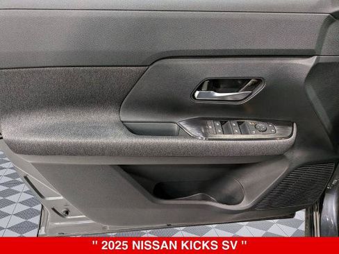 Certified 2025 Nissan Kicks SV w/ SV Premium Package AWD/4WD image 15