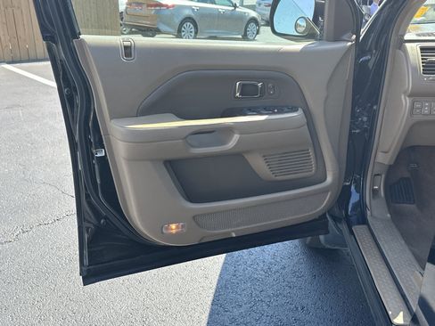 Used 2007 Honda Pilot EX-L image 10