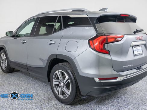 Used 2020 GMC Terrain SLT w/ Preferred Package AWD/4WD image 5