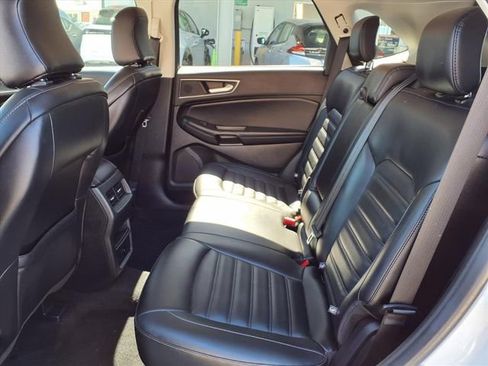 Used 2024 Ford Edge SEL image 18