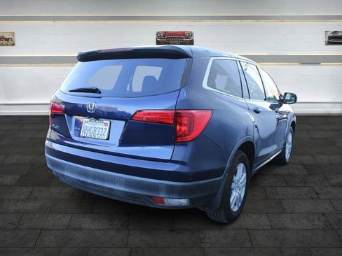 Used 2018 Honda Pilot LX image 8