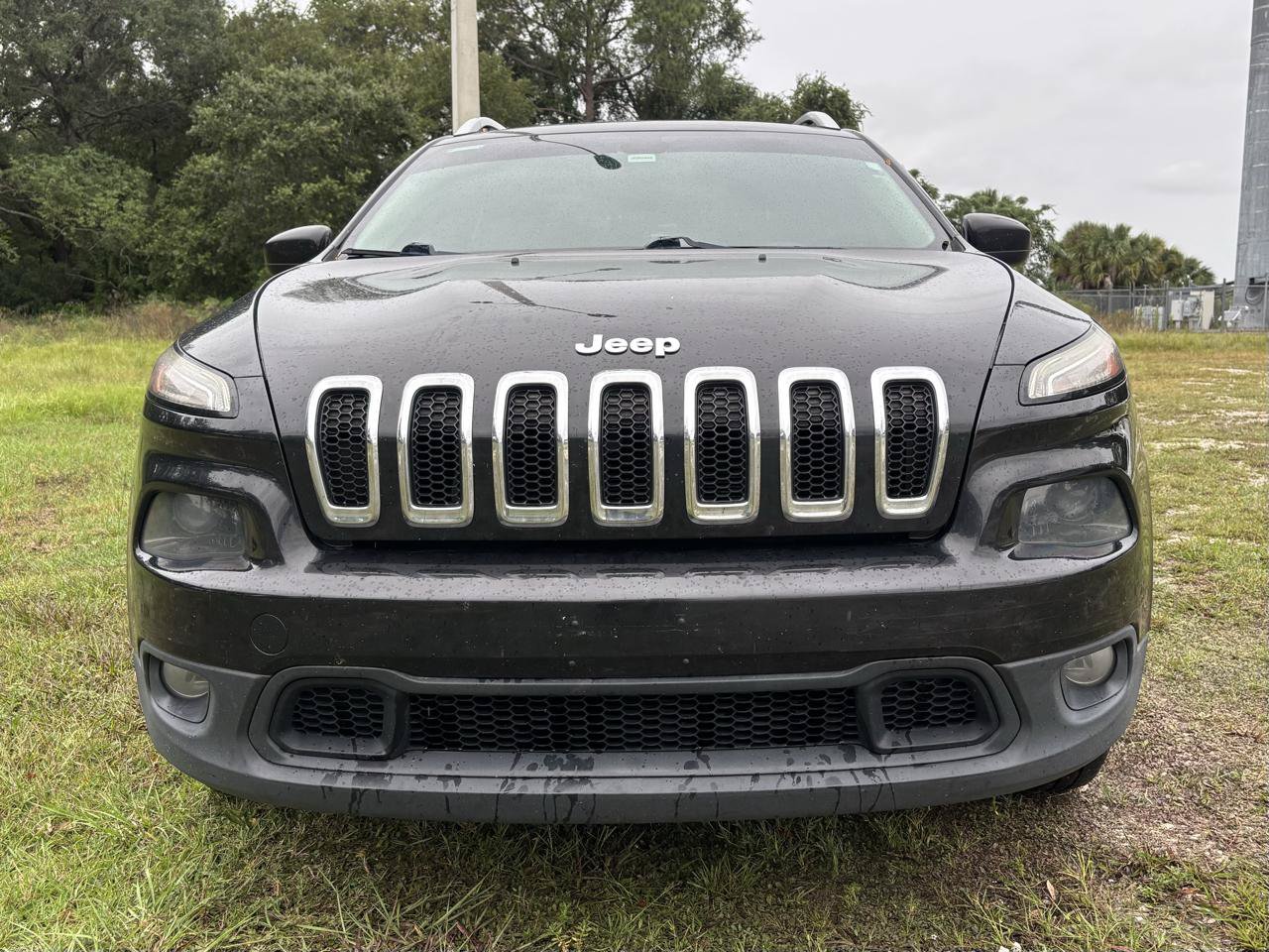 Used 2014 Jeep Cherokee Latitude AWD/4WD image 8