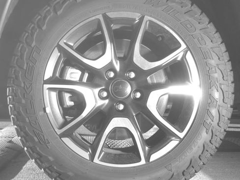 Used 2025 Jeep Compass Trailhawk AWD/4WD image 12