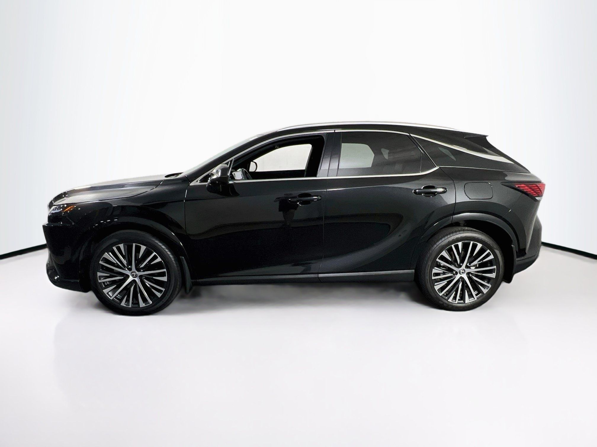 Used 2023 Lexus RX 350 Premium Plus w/ Accessory Package AWD/4WD image 8
