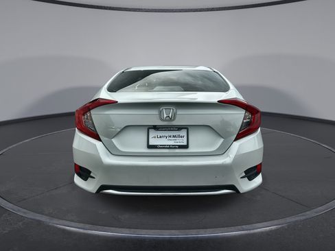 Used 2019 Honda Civic LX image 5