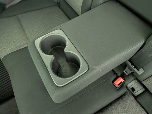 Used 2021 Nissan Rogue S image 33