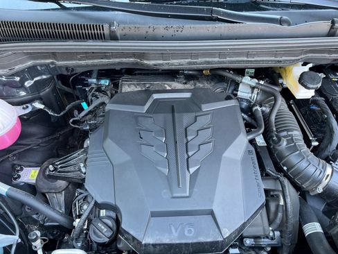 Used 2026 Kia Carnival FWD image 34