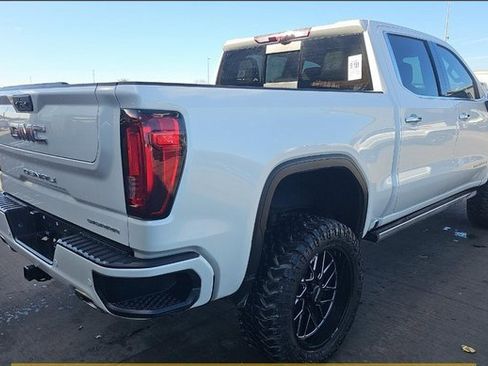 Used 2022 GMC Sierra 1500 Denali w/ Denali Reserve Package image 2