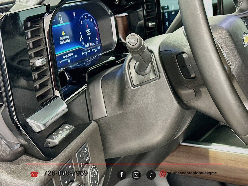 Certified 2024 Chevrolet Silverado 2500 High Country w/ High Country Premium Package AWD/4WD image 11