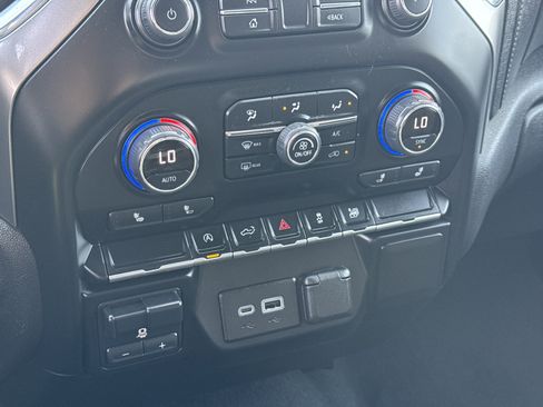 Certified 2021 Chevrolet Silverado 1500 LT image 28