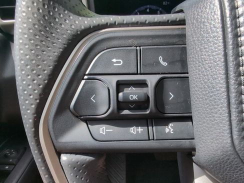 Certified 2026 Toyota 4Runner TRD Off-Road Premium AWD/4WD image 19