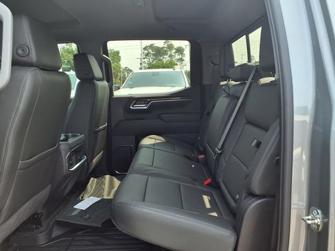 New 2026 GMC Sierra 1500 Elevation w/ Elevation Premium Package AWD/4WD image 13