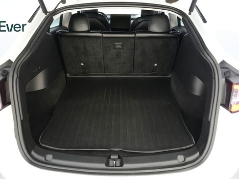 Used 2022 Tesla Model Y Performance image 8