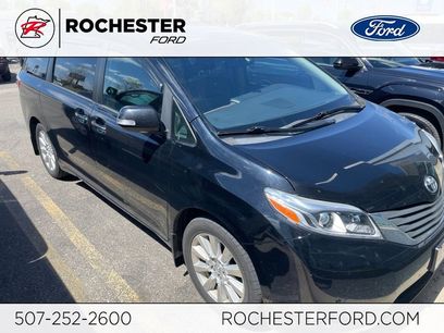 Used 2017 Toyota Sienna Limited Premium