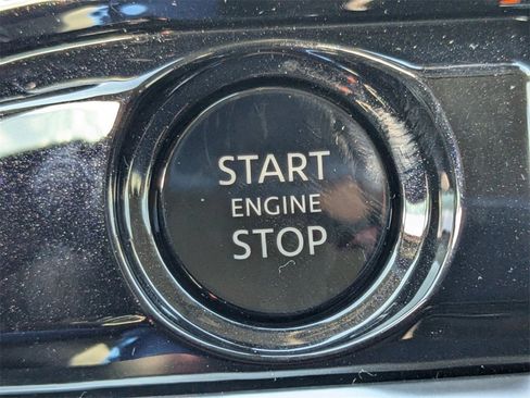 New 2025 Nissan Pathfinder SL w/ Black Appearance Package image 35