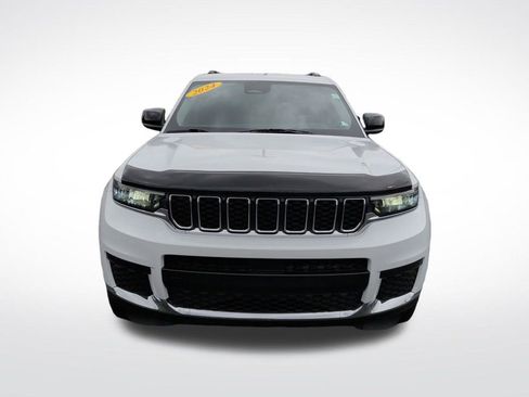 Used 2024 Jeep Grand Cherokee L Laredo AWD/4WD image 11