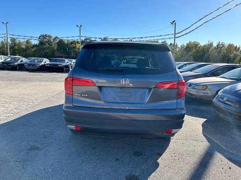 Used 2018 Honda Pilot LX image 5
