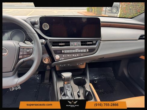 Used 2023 Lexus ES 300h w/ Premium Package FWD image 22