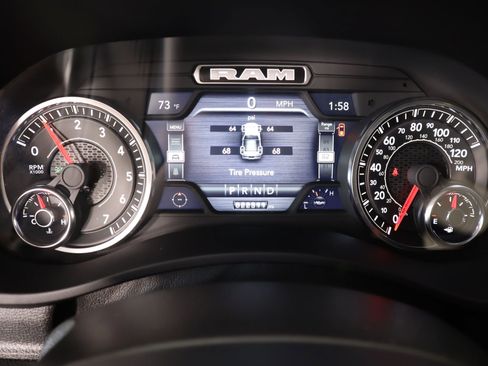 Used 2023 RAM 1500 Classic SLT w/ Electronics Group image 4