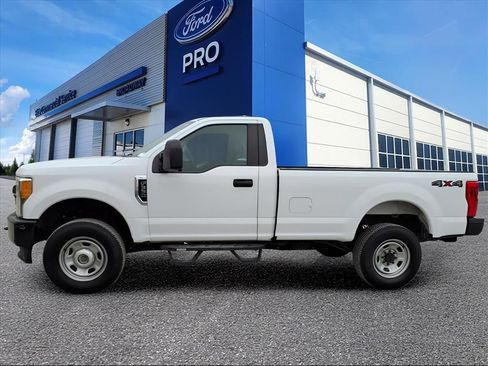 Used 2017 Ford F350 XL image 16