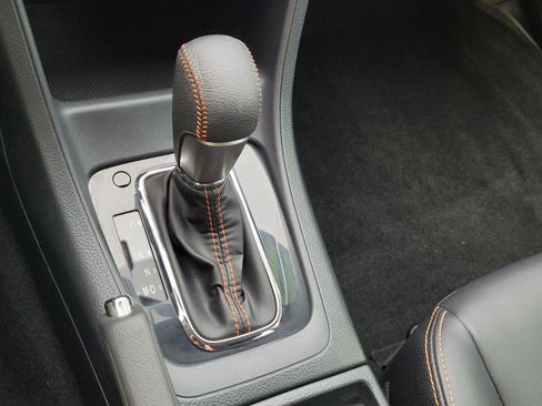 Used 2017 Subaru Crosstrek 2.0i Limited w/ Popular Package #2 image 14