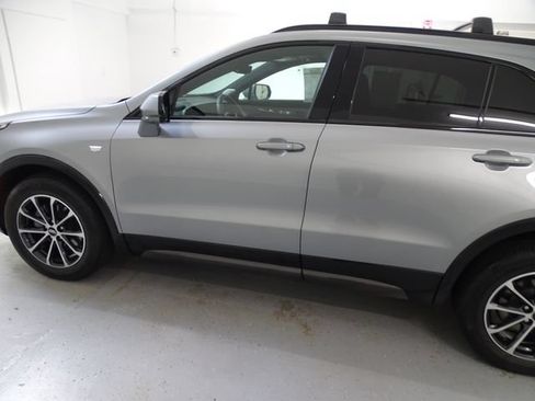 Certified 2025 Cadillac XT4 Sport AWD/4WD image 19