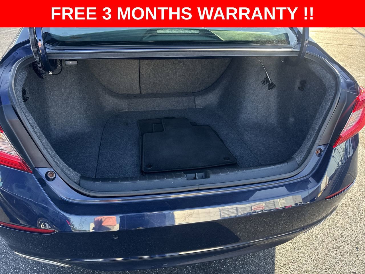 Used 2018 Honda Accord Touring image 24