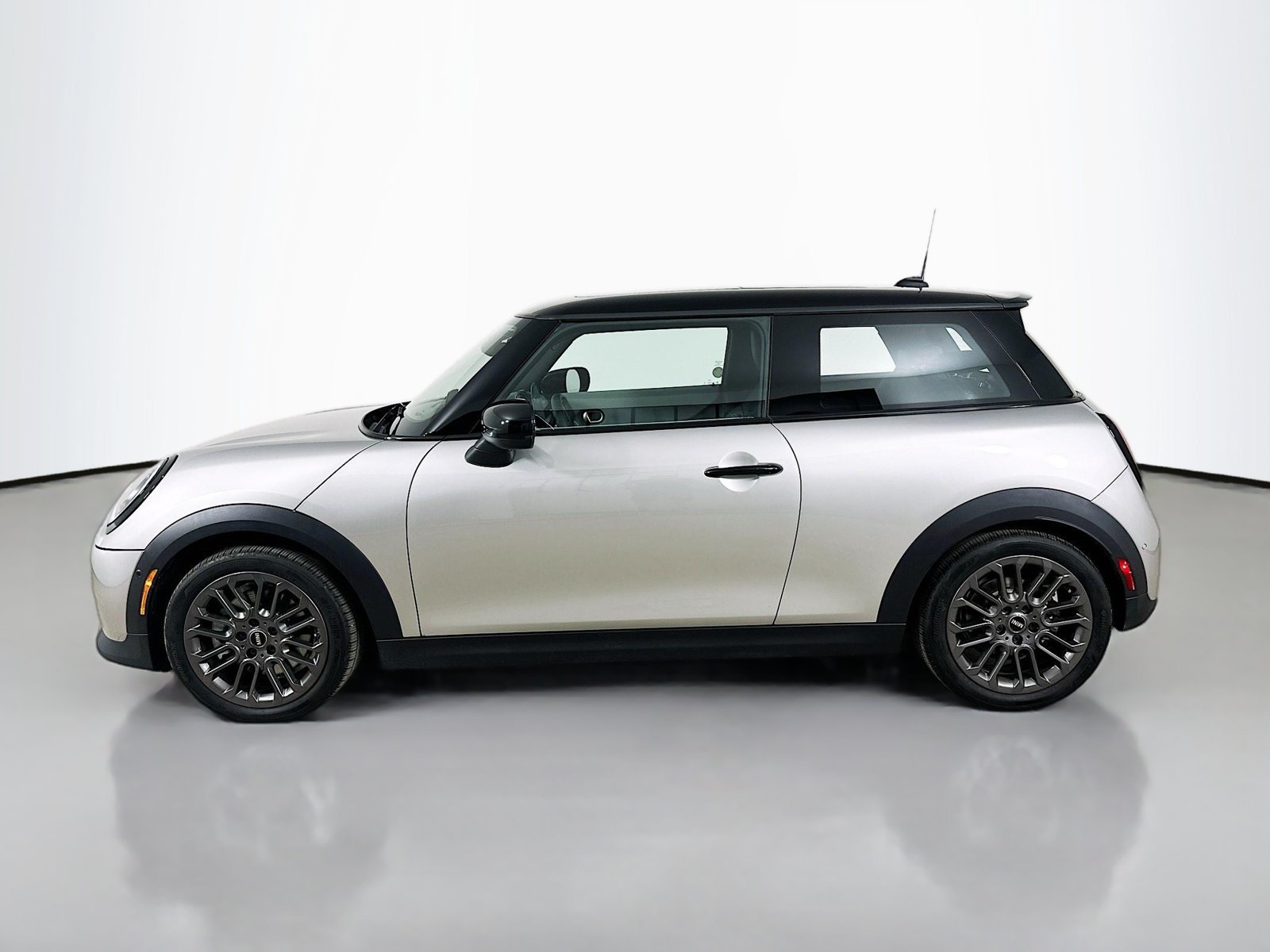 Certified 2026 MINI Cooper S FWD image 8