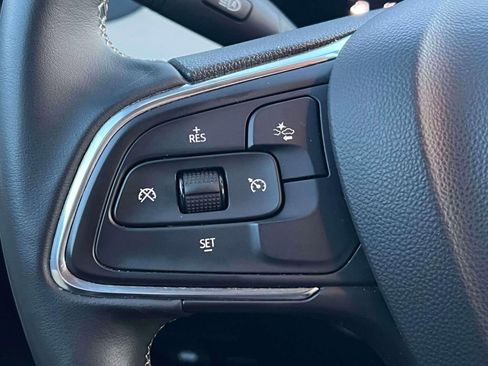 Used 2024 Buick Encore GX Preferred AWD/4WD image 17