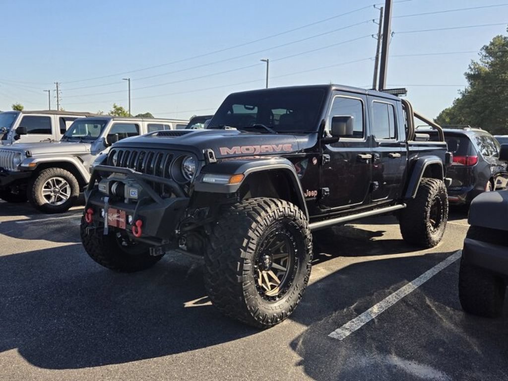 Used 2021 Jeep Gladiator Mojave AWD/4WD image 3