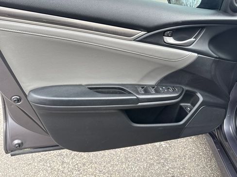 Used 2021 Honda Civic Touring image 11