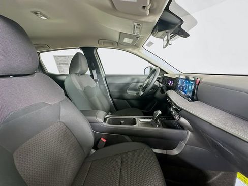 Used 2026 Nissan Kicks S FWD image 27