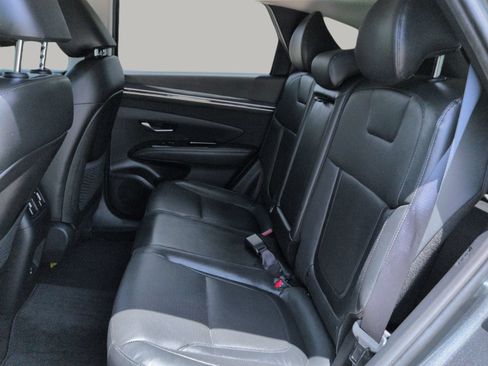 Used 2022 Hyundai Tucson Limited AWD/4WD image 18