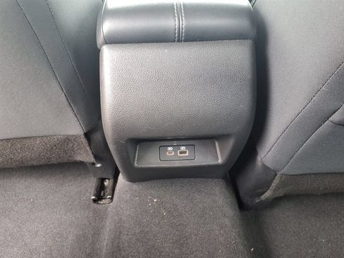 Used 2025 Nissan Altima 2.5 SV FWD image 19