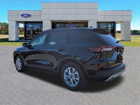 New 2026 Ford Escape Active w/ Active Premium Tech Pack FWD image 6