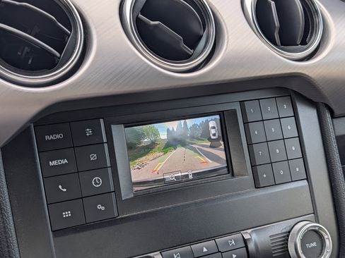 Certified 2022 Ford Mustang GT w/ Black Accent Package image 19