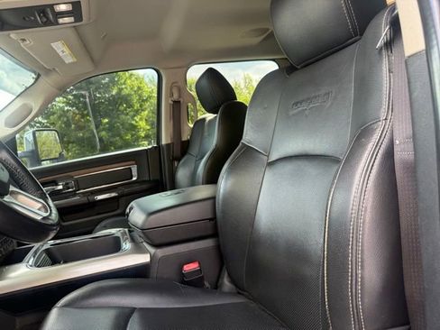 Used 2017 RAM 2500 Laramie w/ Convenience Group AWD/4WD image 10
