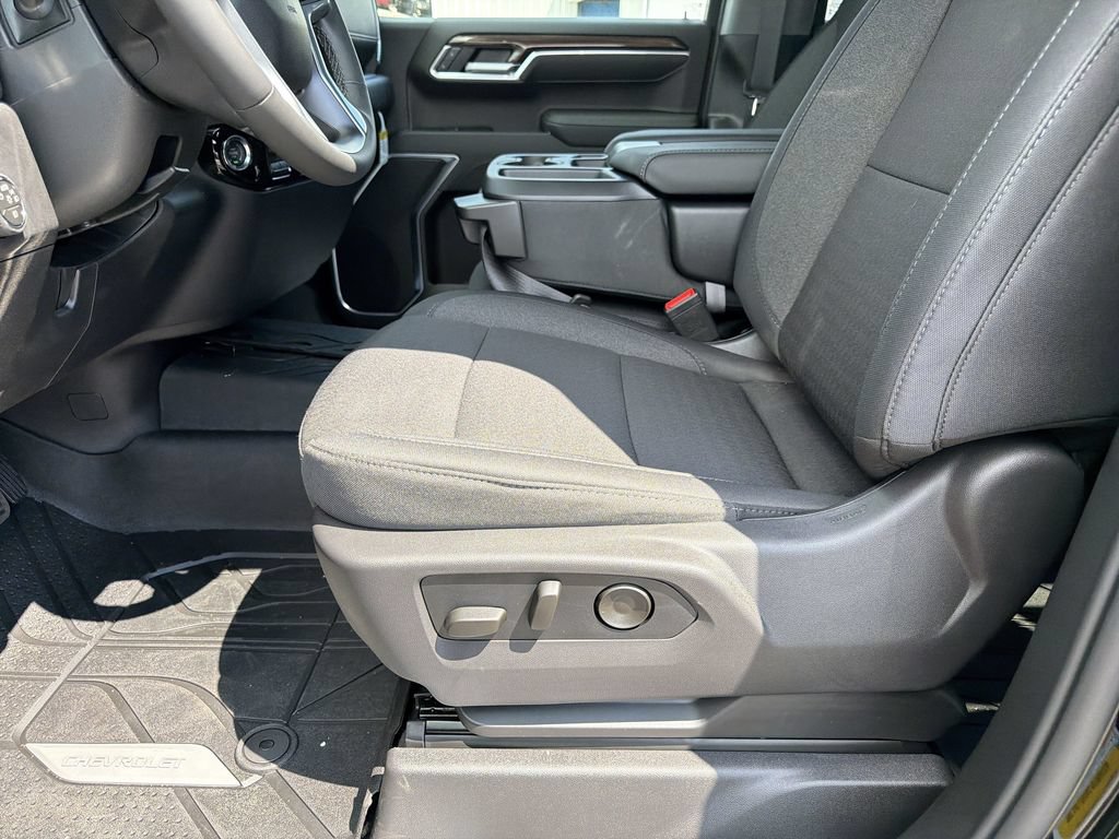 New 2026 Chevrolet Silverado 1500 RST w/ RST Select Package AWD/4WD image 16