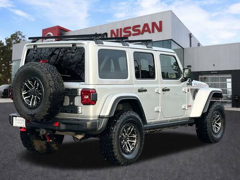 Used 2024 Jeep Wrangler Unlimited Rubicon image 7