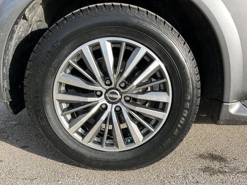 Used 2021 Nissan Armada SL w/ Captain's Chairs Package image 10