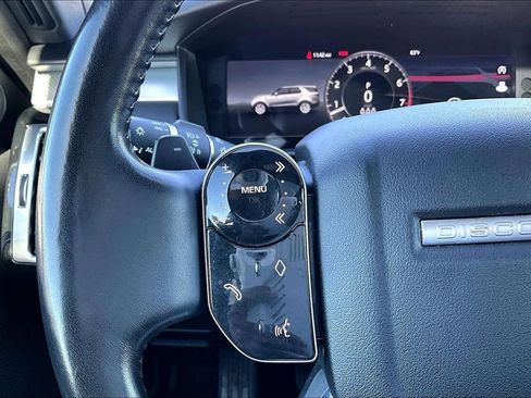 Used 2020 Land Rover Discovery Landmark image 26