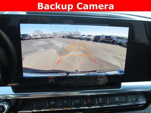 Used 2026 GMC Sierra 1500 SLT w/ SLT Convenience Package image 16