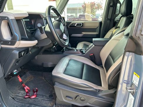 Used 2023 Ford Bronco Wildtrak AWD/4WD image 3