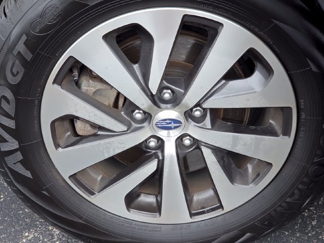 Used 2025 Subaru Outback Premium w/ Popular Package #1A AWD/4WD image 8