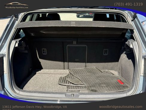 Used 2019 Volkswagen Golf 4-Door image 29