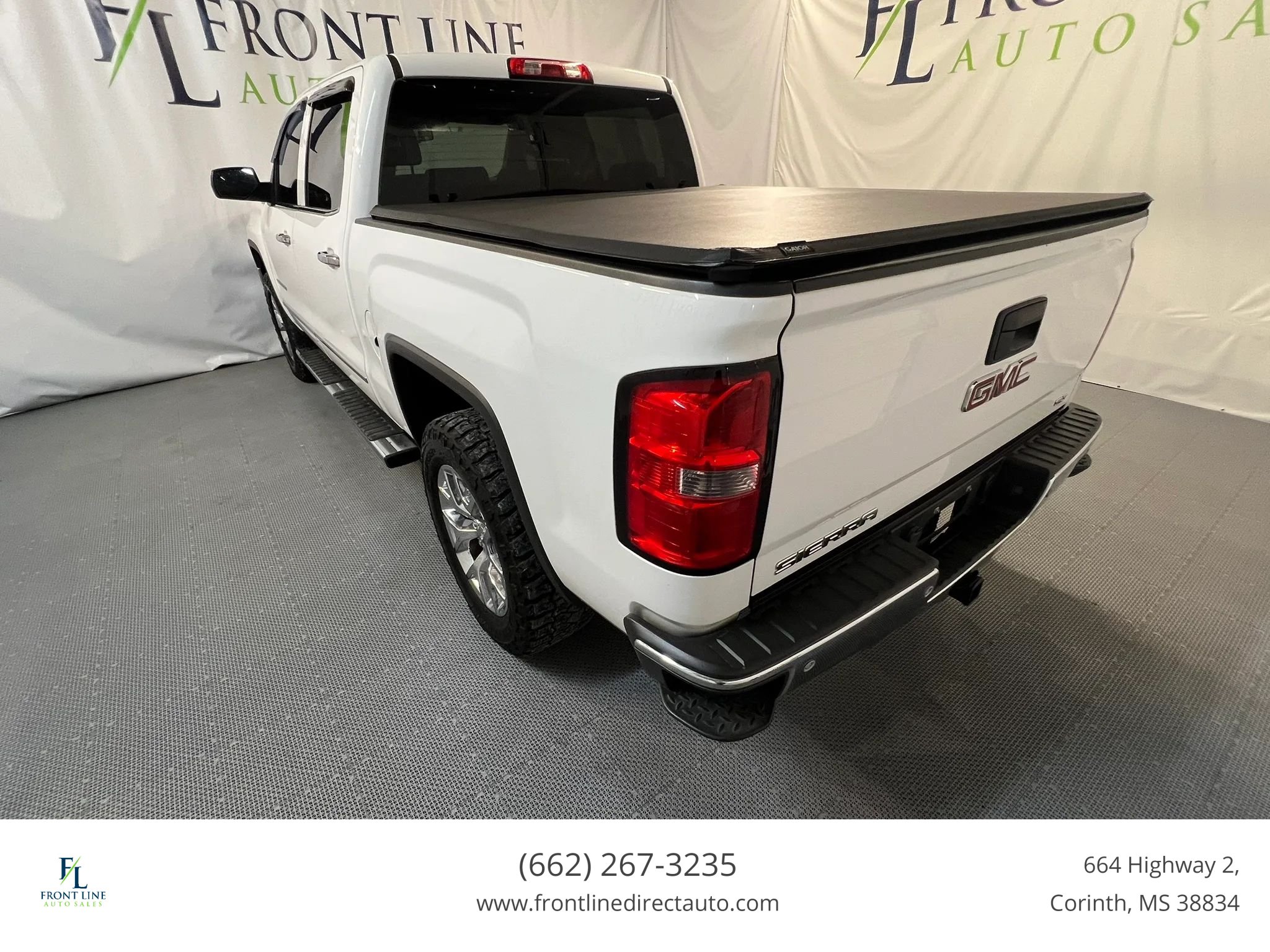 Used 2014 GMC Sierra 1500 SLT w/ Driver Alert Package AWD/4WD image 5