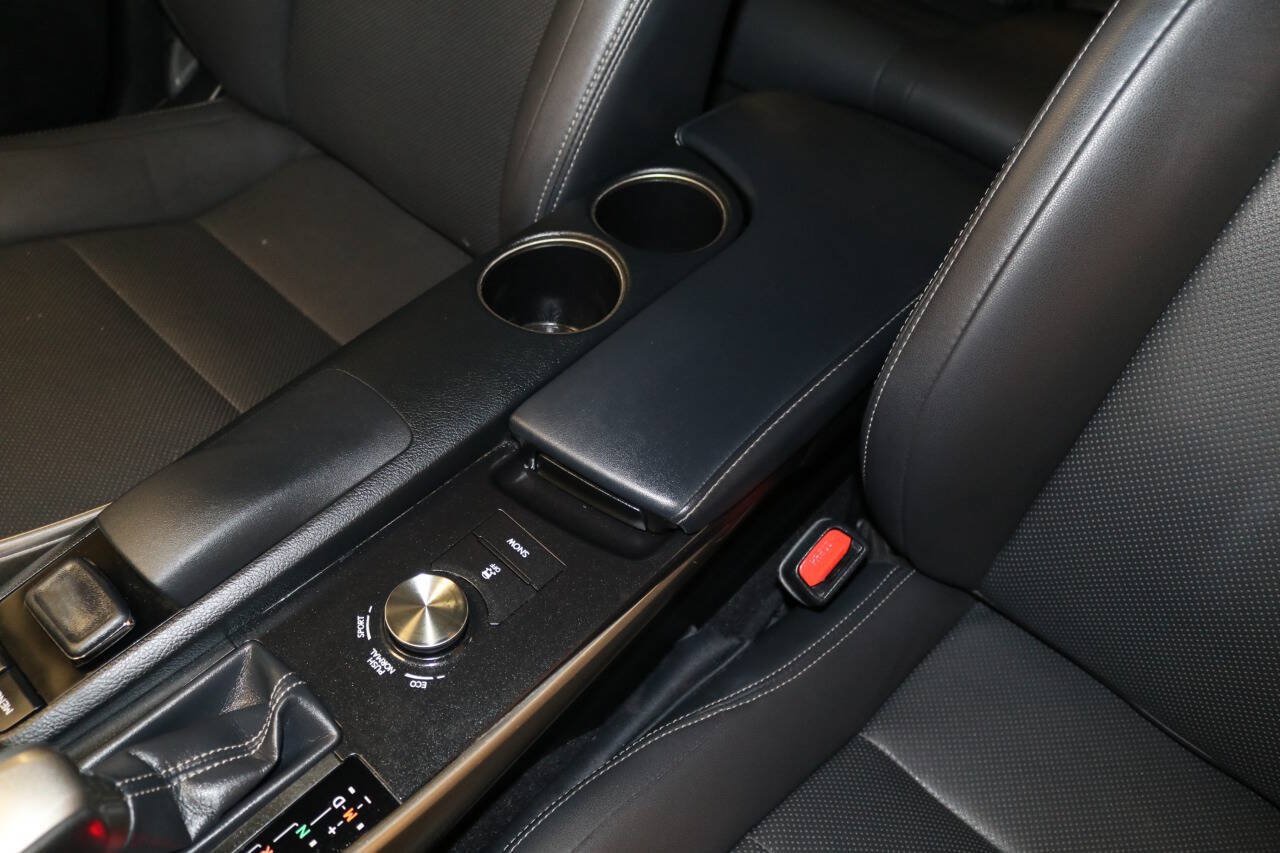Used 2016 Lexus IS 200t w/ Navigation System Package RWD image 67