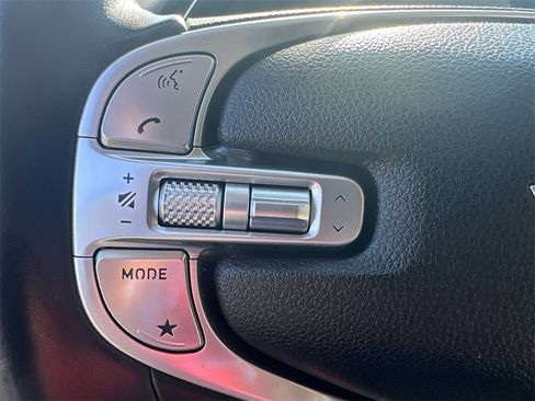 Used 2022 Genesis GV70 2.5T w/ Select Package image 25