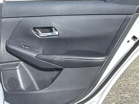 Used 2022 Nissan Sentra SV image 15