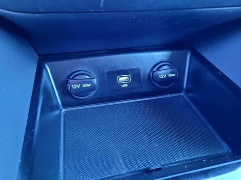 Used 2020 Hyundai Ioniq Blue FWD image 16